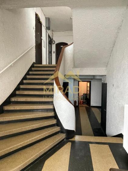 Apartament cu 3 camere în Dacia