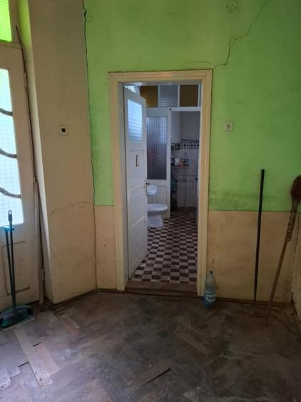 Casă individuală cu 4 camere cu Teren 879 Mp în Nădlac