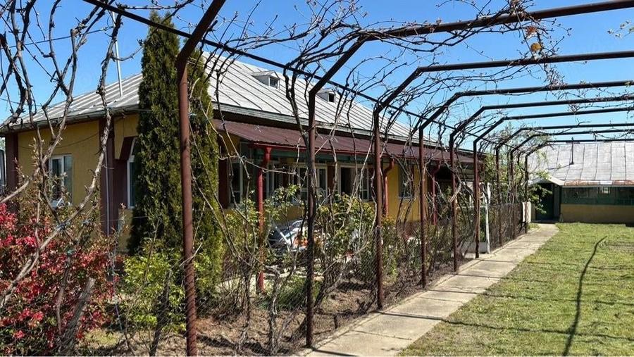 Proprietate casa renovata si utilata si teren judet Olt langa Slatina in apropiere de Pitesti - 5