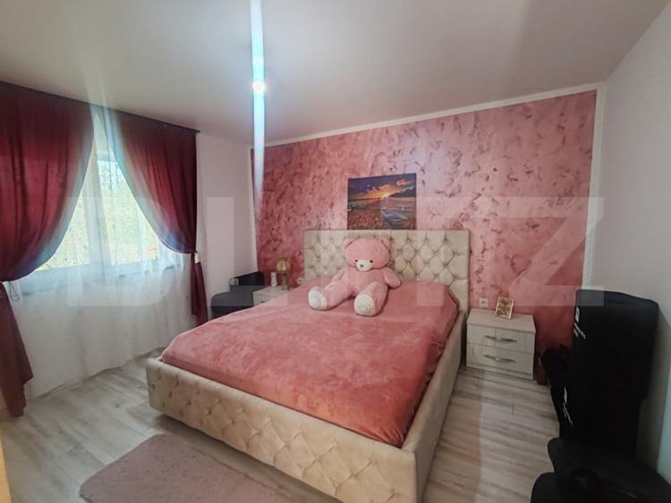 Casa spa?ioasa de vanzare 140 mp utili, teren 11 ari - 8