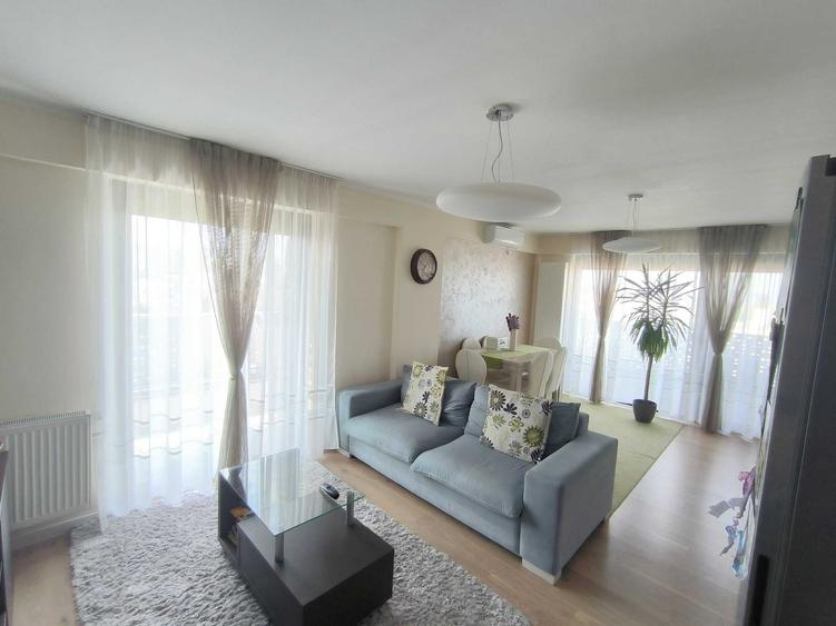 Apartament cu 3 camere decomandat în Calea Turzii