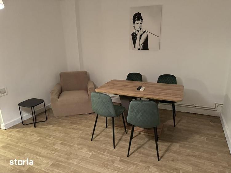 Casă cu 4 camere cu Teren 80 Mp în Domenii