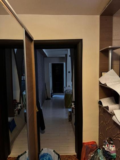 Apartament cu 3 camere decomandat, mobilat în Drumul Taberei