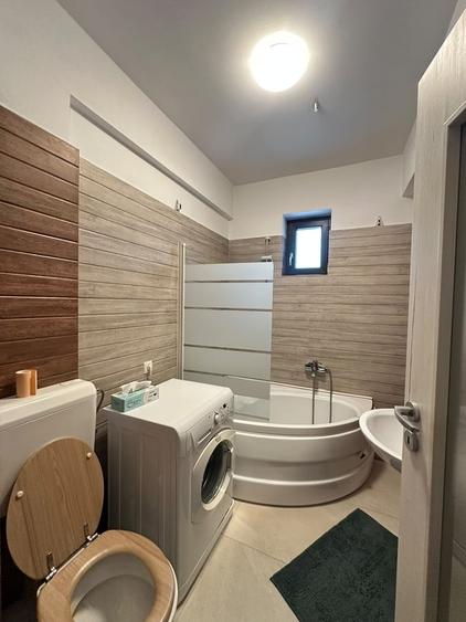 Apartament cu 2 camere decomandat în Exterior Vest