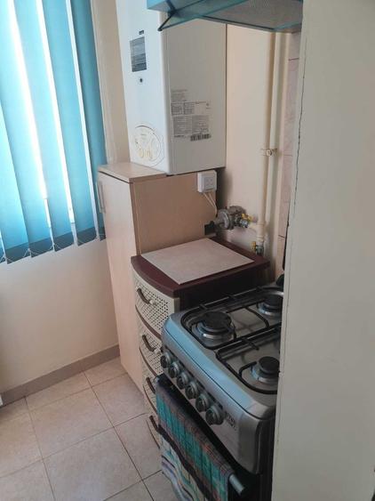 Apartament cu 2 camere decomandat în Florești