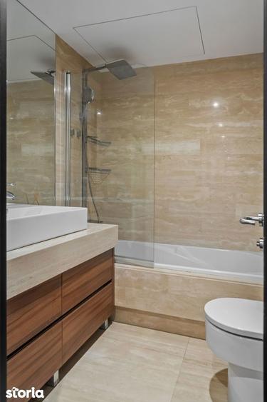 Apartament cu 4 camere, mobilat în Central