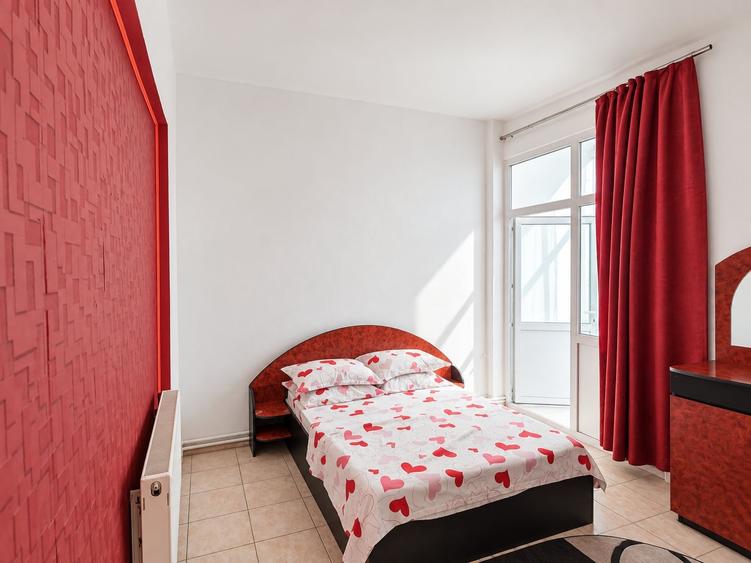 Apartament cu 3 camere decomandat în Unirii