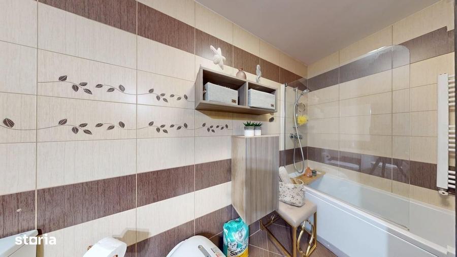 Casă cu 4 camere cu Teren 50 Mp în Central