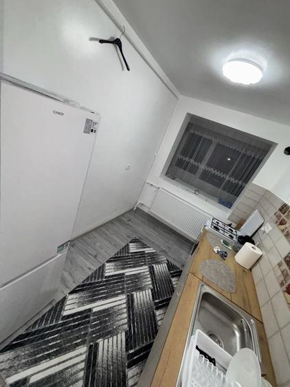 Apartament cu 2 camere semidecomandat în Liviu Rebreanu