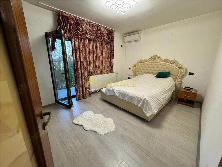 Casă cu 7 camere cu Piscina în Jilava
