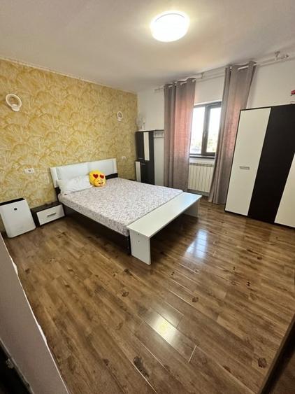 Casă individuală cu 5 camere cu Canalizare în Brătianu