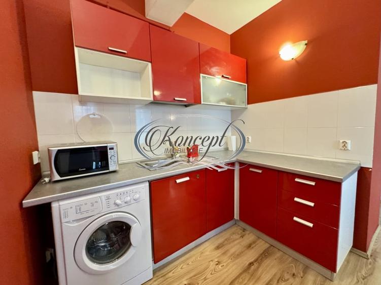 Apartament cu 3 camere decomandat, mobilat în Zorilor