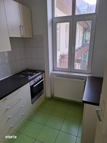 Casă cu 4 camere cu Teren 143 Mp în Dorobanților