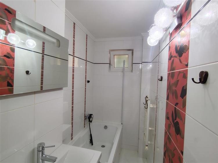 Apartament cu 2 camere nedecomandat în George Enescu