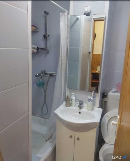 Apartament cu 2 camere semidecomandat în 1 Mai