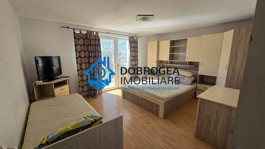 Casă individuală cu 3 camere cu Teren 400 Mp în Central
