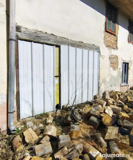 Casă cu 5 camere cu Canalizare în Râșnov