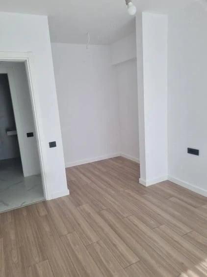 Apartament cu 2 camere decomandat în Theodor Pallady