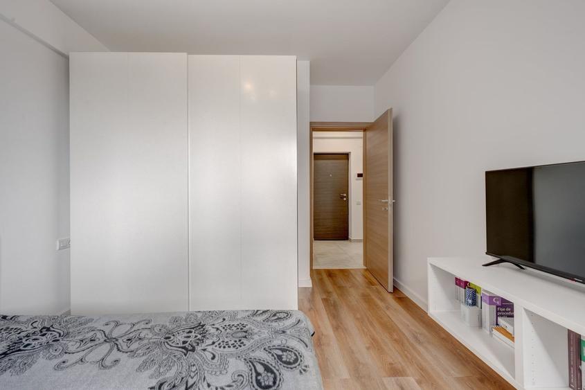 Penthouse cu 2 camere decomandat, mobilat în Apărătorii Patriei