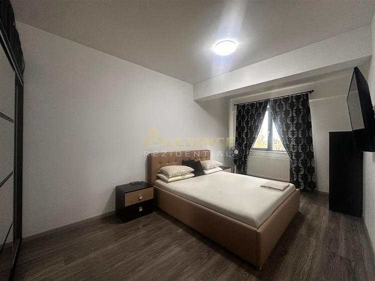 Apartament cu 3 camere decomandat, mobilat în Berceni