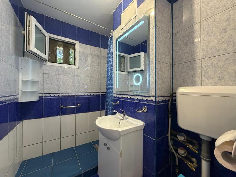 Apartament cu 2 camere semidecomandat în Lacul Tei