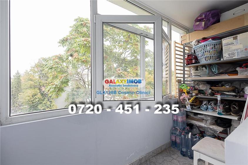 Apartament cu 3 camere decomandat, mobilat în Titan
