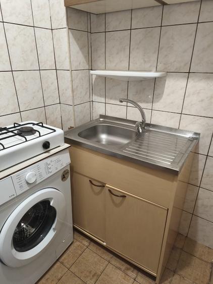 Garsonieră decomandată în Buziașului