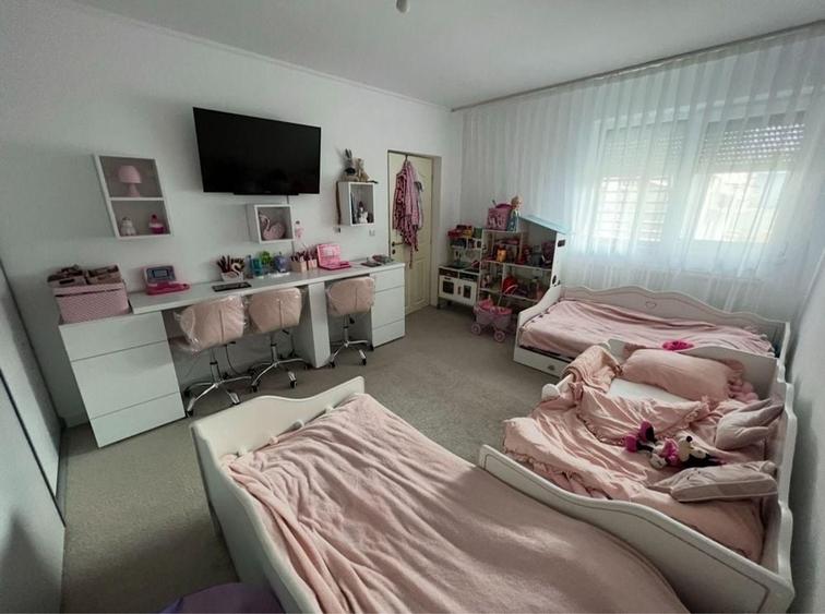 Apartament cu 3 camere în Spitalul Județean