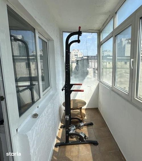 Apartament cu 2 camere decomandat în Văcăresti