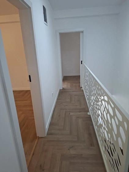 Casă cu 6 camere cu Teren 540 Mp în Central