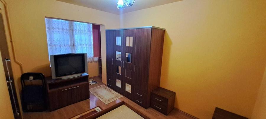 Apartament cu 2 camere semidecomandat în Nufărul
