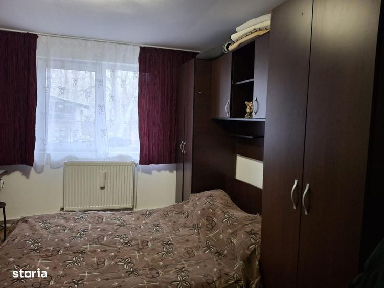 Casă cu 4 camere în Preajba