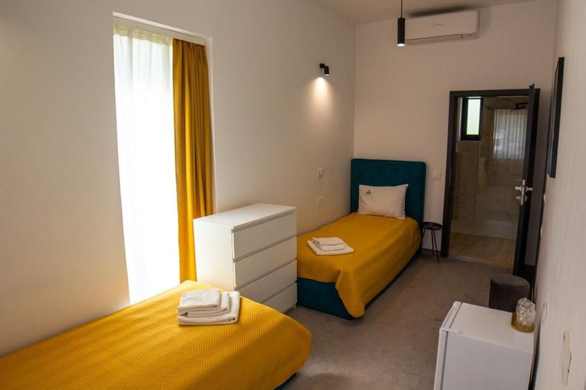 Hotel/Pensiune, de 20 mp, în Ocna de Jos