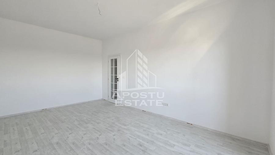 Apartament cu 2 camere decomandat în Giroc