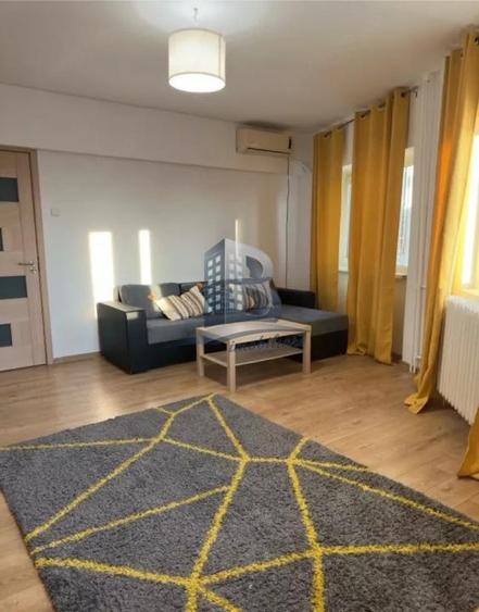Apartament cu 2 camere semidecomandat, mobilat în 13 Septembrie