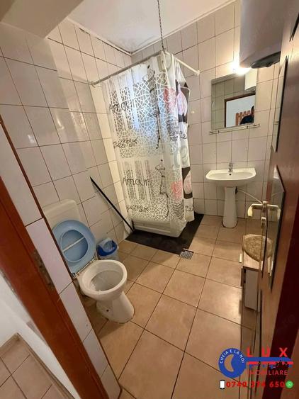 Apartament cu 3 camere nedecomandat în Vest