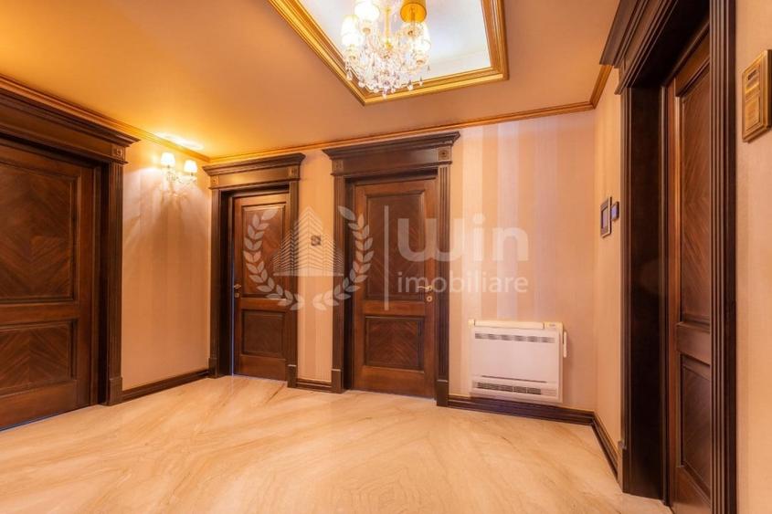 Casă individuală cu 10 camere cu Piscina în Andrei Mureșanu