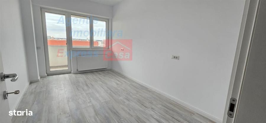 Revanzare, fara TVA: Apartament 3 camere, bloc nou, zona semicentrala - 18