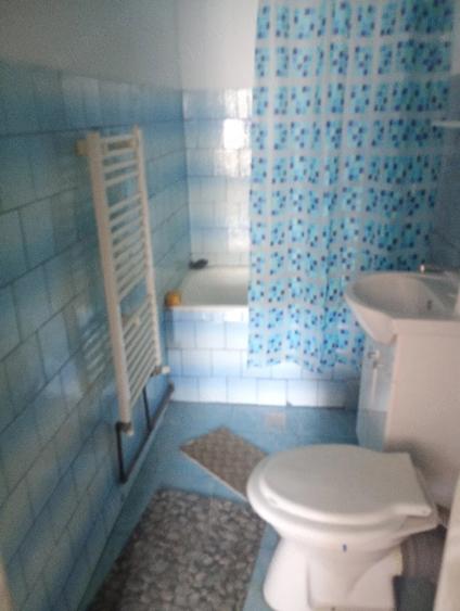 Apartament cu 2 camere decomandat în Spitalul Județean