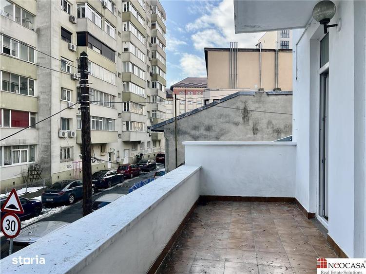Casă cu 9 camere cu Canalizare în Dorobanți