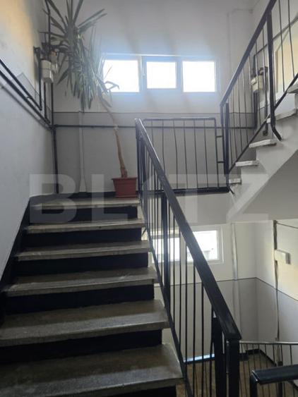 Apartament cu 2 camere semidecomandat în Micro 4
