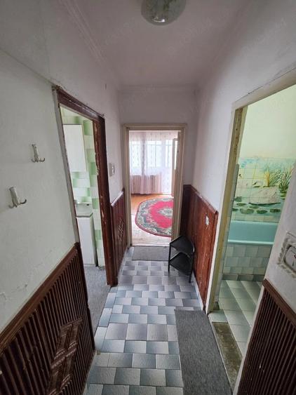 Garsonieră decomandată în Prundu