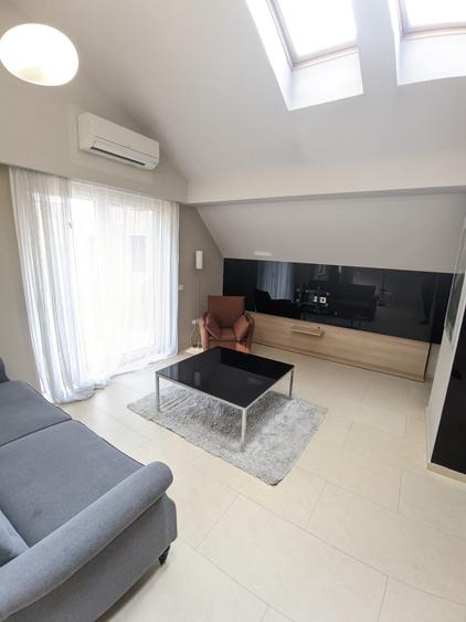 Apartament cu 5 camere semidecomandat în Mănăștur