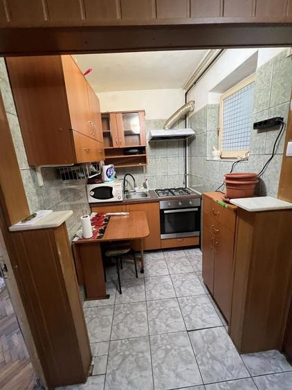 Apartament cu 2 camere decomandat în Războieni