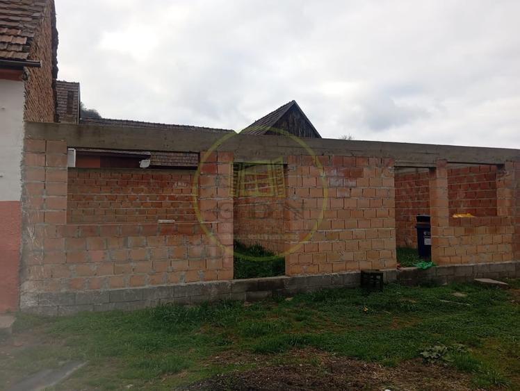 Casă individuală cu 2 camere cu Teren 802 Mp în Târnava