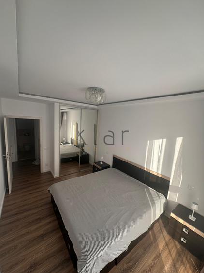 Apartament cu 2 camere semidecomandat, mobilat în Central