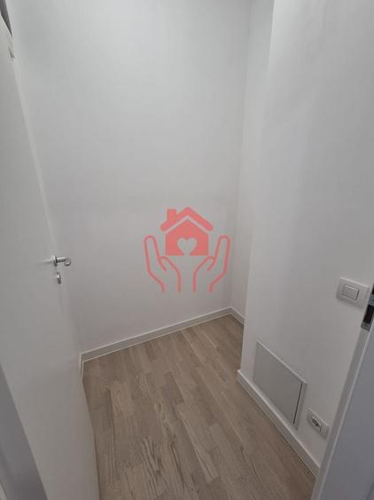 Apartament cu 3 camere decomandat în Băneasa