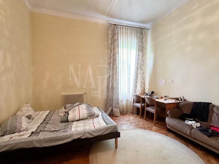 Casă individuală cu 6 camere cu Canalizare în Grigorescu