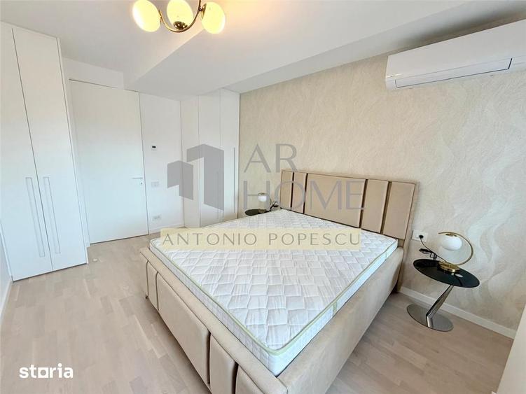 Apartament cu 4 camere, mobilat în Republicii