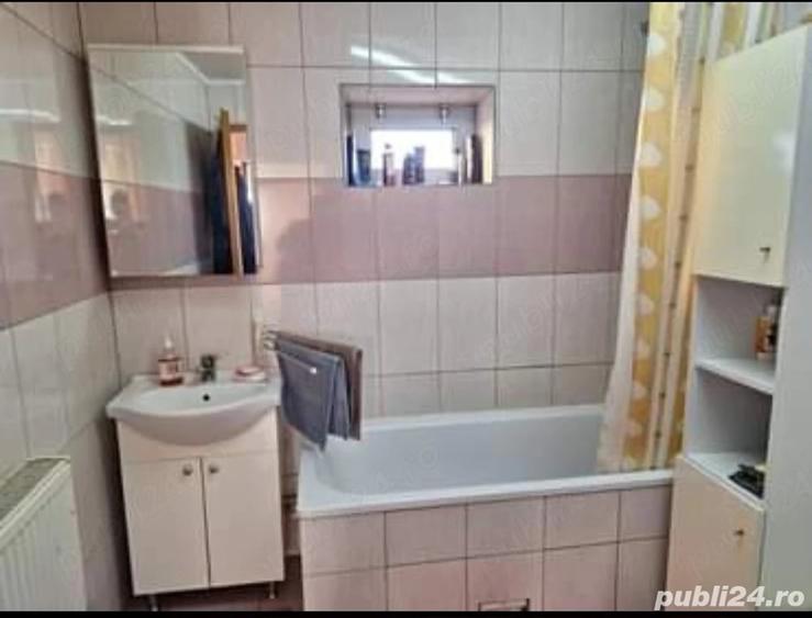 Casă cu 5 camere cu Teren 211 Mp în Brătianu